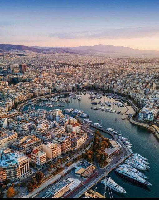 Blue Seaview Suites Piraeus Bagian luar foto